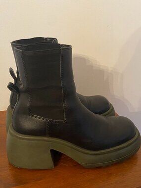 Zara Chunky Lug Sole Black & Green Leather Ankle Boots Size 7